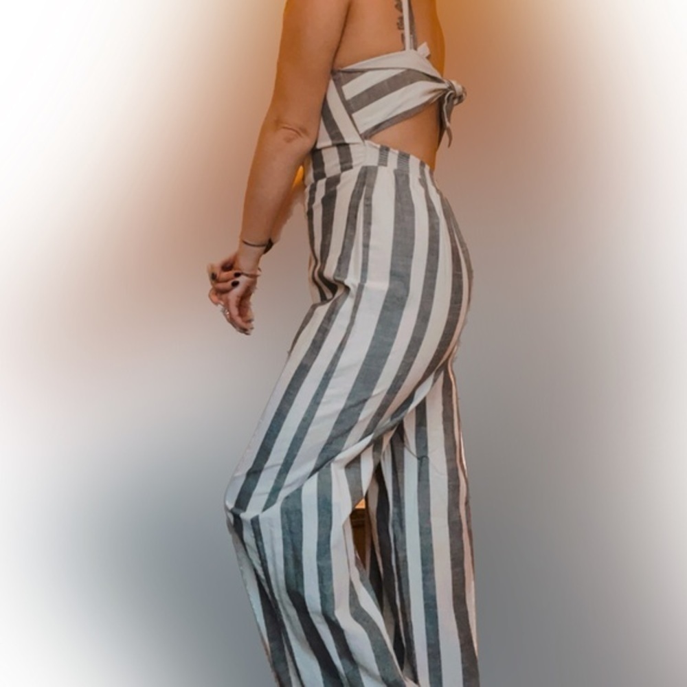 Jumpsuit‎